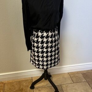 Tyler Boe Black and White Houndstooth Pencil Skirt